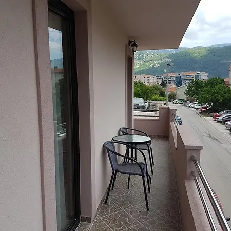 Apartament Anja *