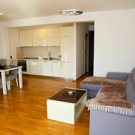 Anja Apartament *