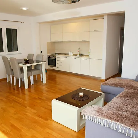 Apartament Anja Budva