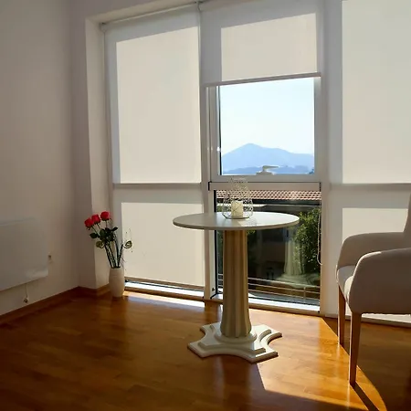 Anja Apartament *