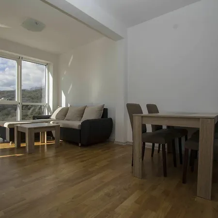 Anja Apartament